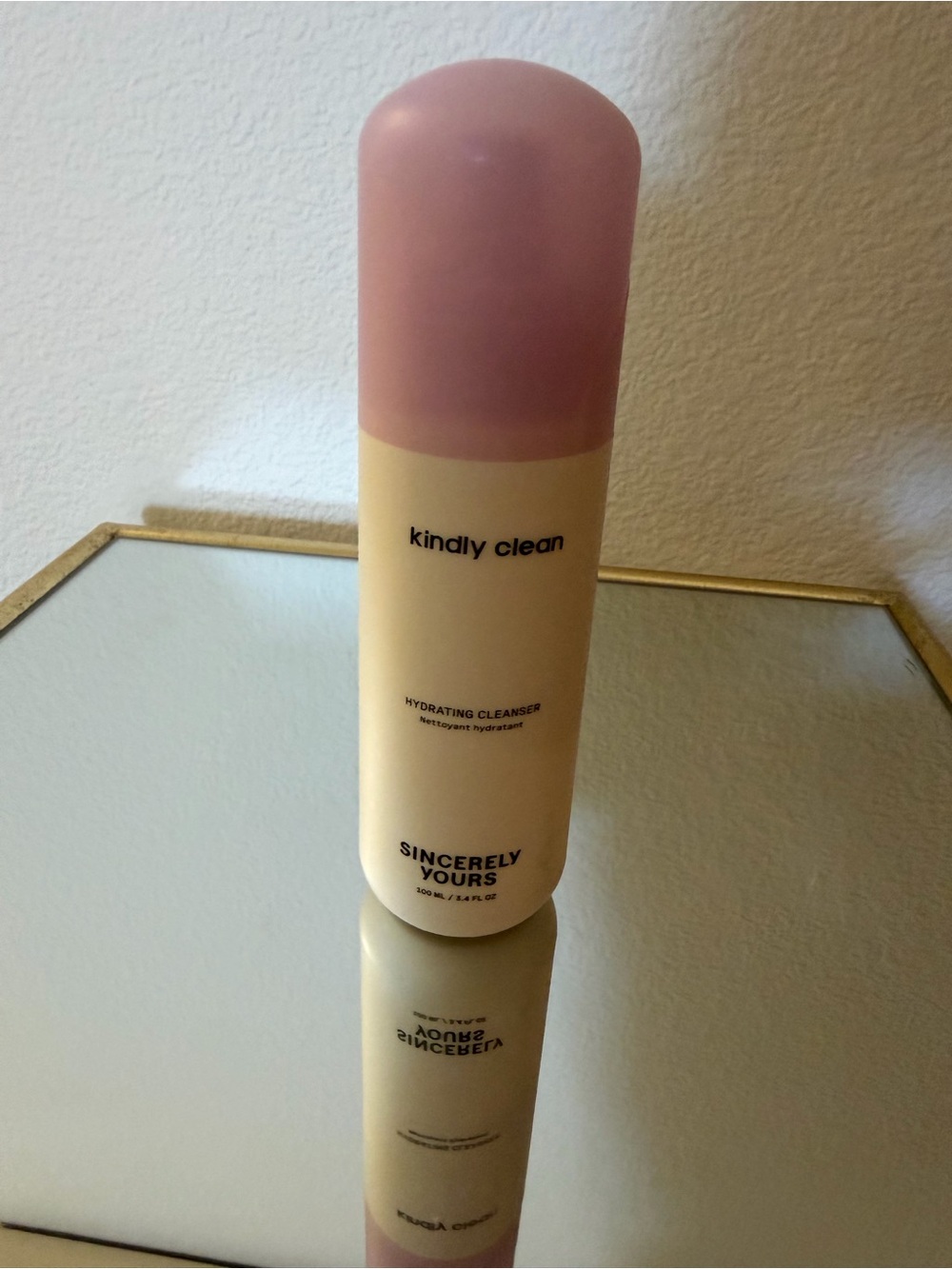 Kindly Clean Hydrating Cleanser - Pink/Cream used ones 95% left